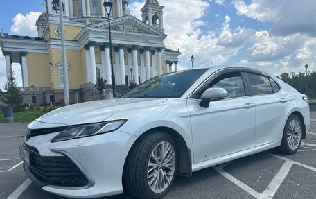 Toyota Camry, 2021 год, 3 250 000 рублей, 1 фотография