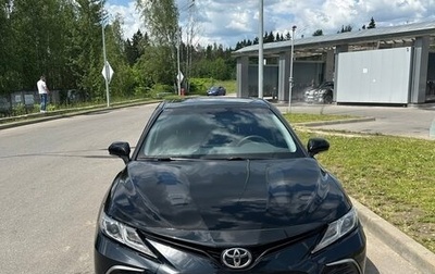 Toyota Camry, 2021 год, 2 250 000 рублей, 1 фотография