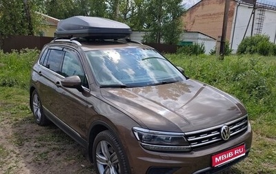 Volkswagen Tiguan II, 2018 год, 3 300 000 рублей, 1 фотография