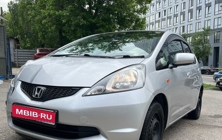 Honda Fit III, 2010 год, 630 000 рублей, 1 фотография