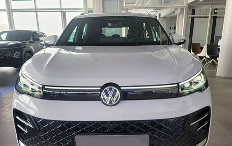 Volkswagen Tiguan, 2025 год, 4 350 000 рублей, 2 фотография