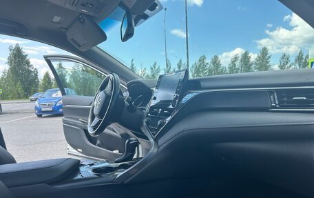 Toyota Camry, 2021 год, 3 250 000 рублей, 5 фотография