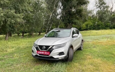 Nissan Qashqai, 2021 год, 1 900 000 рублей, 2 фотография