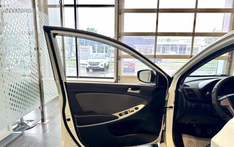 Hyundai Solaris II рестайлинг, 2012 год, 689 000 рублей, 7 фотография