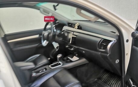 Toyota Hilux VIII, 2016 год, 3 650 000 рублей, 6 фотография