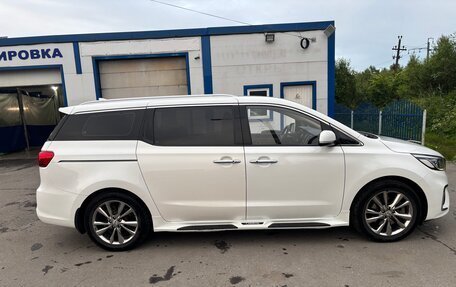 KIA Carnival III, 2019 год, 2 800 000 рублей, 9 фотография