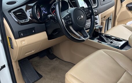 KIA Carnival III, 2019 год, 2 800 000 рублей, 19 фотография