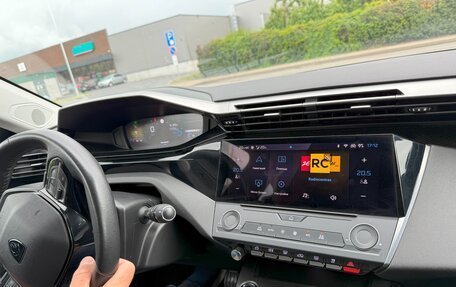 Peugeot 308, 2022 год, 1 755 000 рублей, 3 фотография