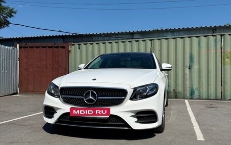 Mercedes-Benz E-Класс, 2019 год, 4 400 000 рублей, 2 фотография