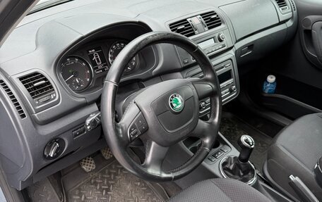 Skoda Fabia II, 2011 год, 610 000 рублей, 10 фотография