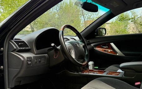 Toyota Camry, 2006 год, 1 100 000 рублей, 9 фотография