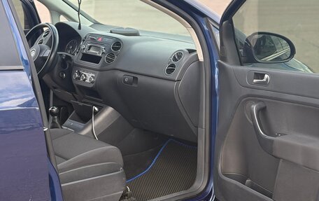 Volkswagen Golf Plus II, 2010 год, 490 000 рублей, 16 фотография