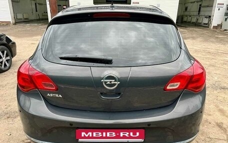 Opel Astra J, 2014 год, 870 000 рублей, 6 фотография