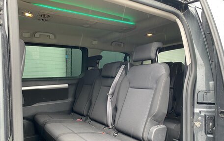 Peugeot Traveller I, 2018 год, 2 449 000 рублей, 5 фотография