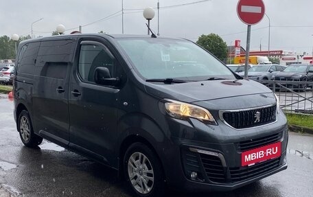Peugeot Traveller I, 2018 год, 2 449 000 рублей, 4 фотография