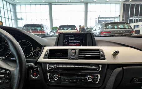 BMW 3 серия, 2016 год, 1 695 000 рублей, 18 фотография