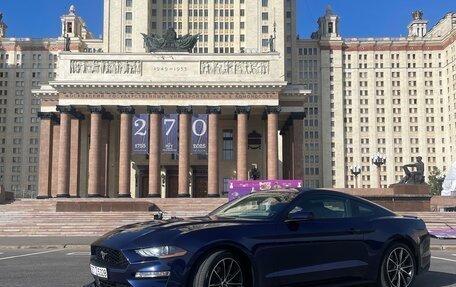 Ford Mustang VI рестайлинг, 2017 год, 2 400 000 рублей, 3 фотография