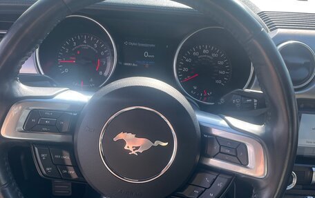 Ford Mustang VI рестайлинг, 2017 год, 2 400 000 рублей, 16 фотография