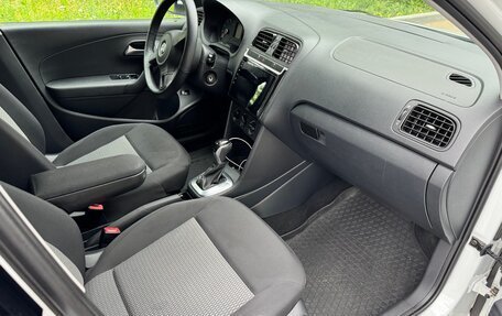 Volkswagen Polo VI (EU Market), 2015 год, 1 100 000 рублей, 12 фотография