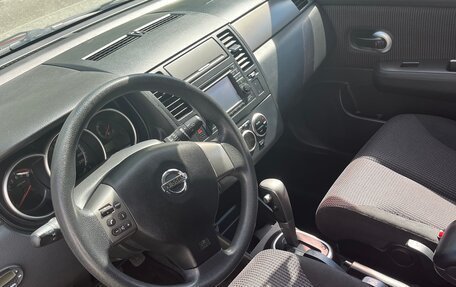 Nissan Tiida, 2011 год, 800 000 рублей, 2 фотография
