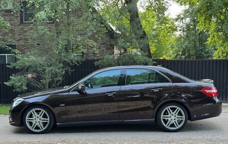 Mercedes-Benz E-Класс, 2011 год, 1 600 000 рублей, 5 фотография
