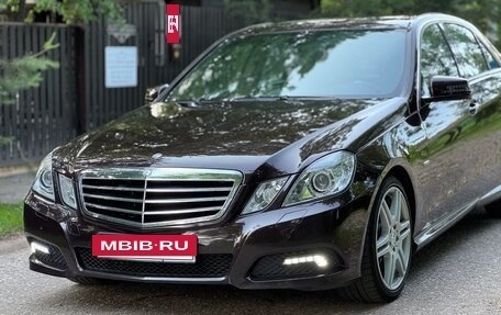 Mercedes-Benz E-Класс, 2011 год, 1 600 000 рублей, 16 фотография