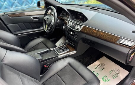 Mercedes-Benz E-Класс, 2011 год, 1 600 000 рублей, 22 фотография