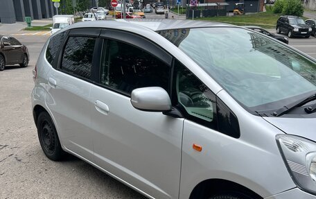 Honda Fit III, 2010 год, 630 000 рублей, 6 фотография