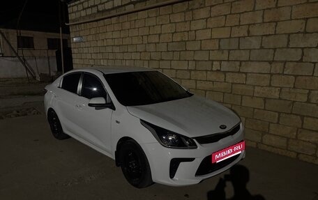 KIA Rio IV, 2018 год, 1 050 000 рублей, 4 фотография