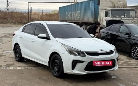 KIA Rio IV, 2018 год, 1 050 000 рублей, 8 фотография