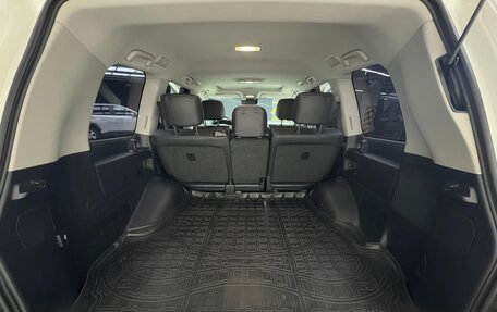 Toyota Land Cruiser 200, 2015 год, 7 300 000 рублей, 12 фотография