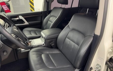 Toyota Land Cruiser 200, 2015 год, 7 300 000 рублей, 13 фотография