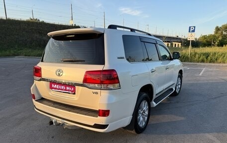 Toyota Land Cruiser 200, 2015 год, 7 300 000 рублей, 3 фотография