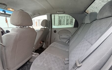 Chevrolet Aveo III, 2004 год, 230 000 рублей, 4 фотография