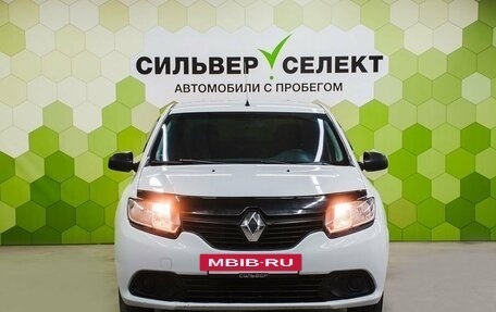 Renault Logan II, 2017 год, 550 000 рублей, 3 фотография