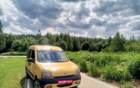 Renault Kangoo II рестайлинг, 2001 год, 389 000 рублей, 1 фотография