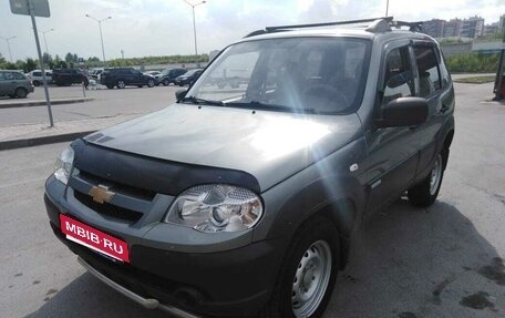 Chevrolet Niva I рестайлинг, 2012 год, 630 000 рублей, 6 фотография
