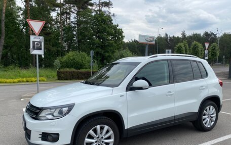 Volkswagen Tiguan I, 2016 год, 1 460 000 рублей, 2 фотография