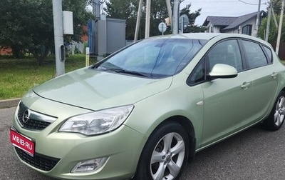 Opel Astra J, 2011 год, 780 000 рублей, 1 фотография
