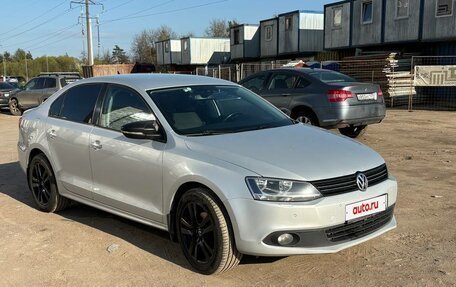 Volkswagen Jetta VI, 2013 год, 720 000 рублей, 3 фотография