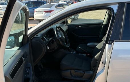 Volkswagen Jetta VI, 2013 год, 720 000 рублей, 6 фотография