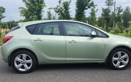 Opel Astra J, 2011 год, 780 000 рублей, 4 фотография