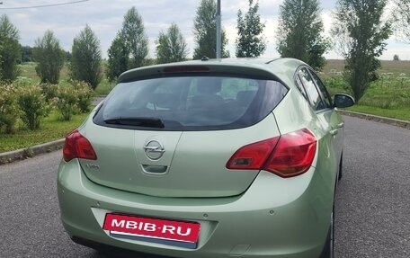 Opel Astra J, 2011 год, 780 000 рублей, 5 фотография