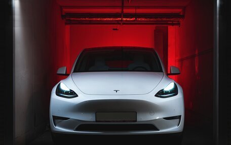 Tesla Model Y I, 2021 год, 4 500 000 рублей, 1 фотография