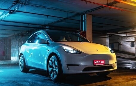 Tesla Model Y I, 2021 год, 4 500 000 рублей, 11 фотография