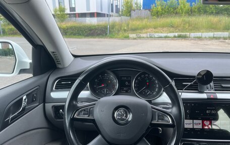 Skoda Superb III рестайлинг, 2014 год, 1 200 000 рублей, 12 фотография