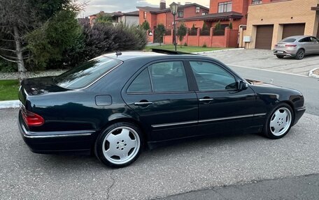 Mercedes-Benz E-Класс, 2001 год, 880 000 рублей, 3 фотография