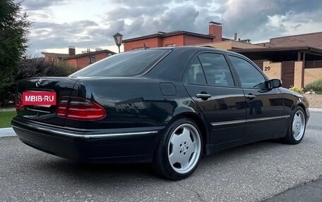 Mercedes-Benz E-Класс, 2001 год, 880 000 рублей, 4 фотография
