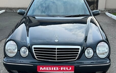 Mercedes-Benz E-Класс, 2001 год, 880 000 рублей, 5 фотография