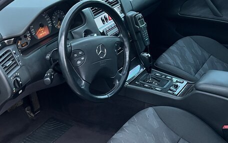 Mercedes-Benz E-Класс, 2001 год, 880 000 рублей, 12 фотография